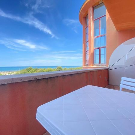 Appartamenti Regina Del Mare Calambrone Exterior foto