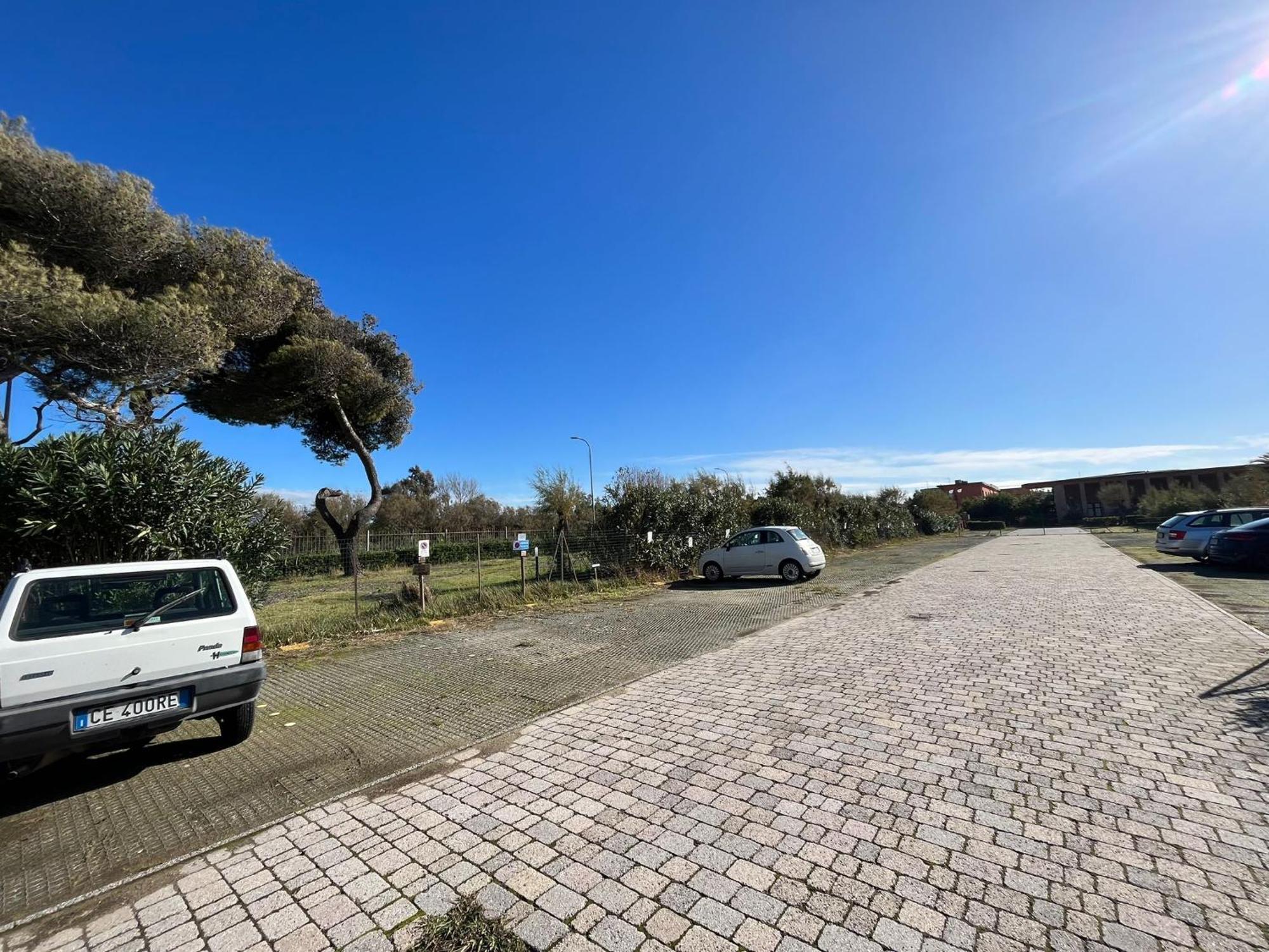 Appartamenti Regina Del Mare Calambrone Exterior foto